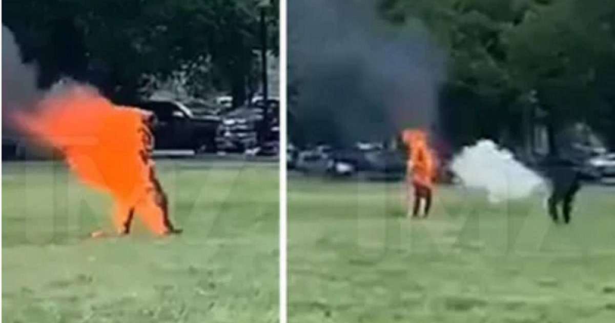 ​Ақ үйде ер адам өзін жағып жіберді