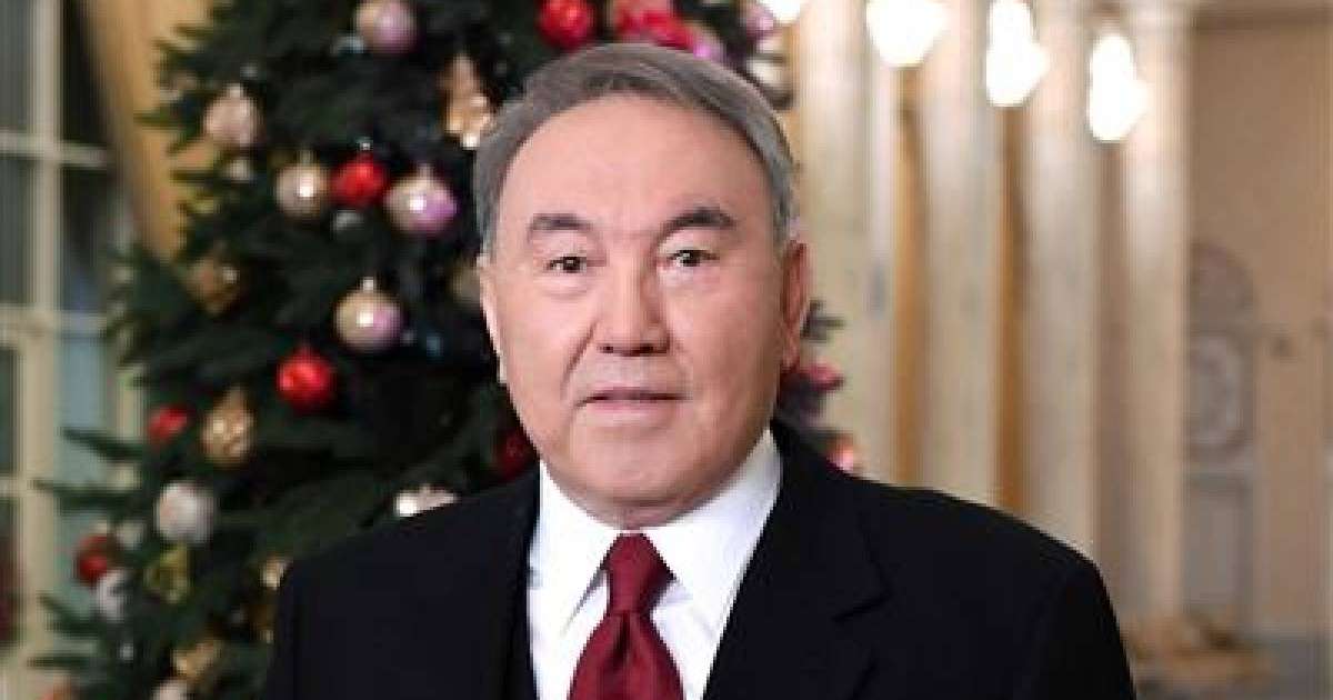 Нұрсұлтан Назарбаев қазақстандықтарды Жаңа 2019 жылмен құттықтады