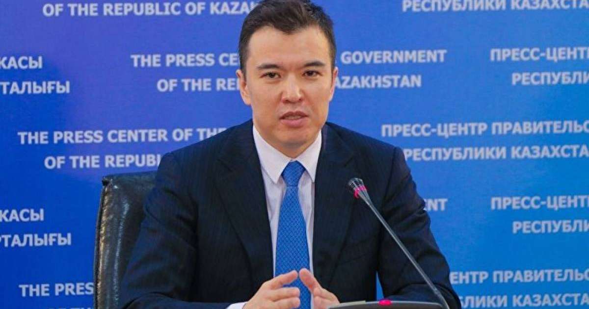 Руслан Дәленовтің өмірбаяны