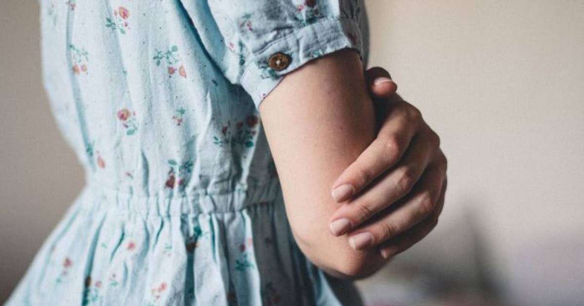 Жұмыста көйлек киіп жүрген әйелдерге күніне 600 теңге сыйақы берілмек  