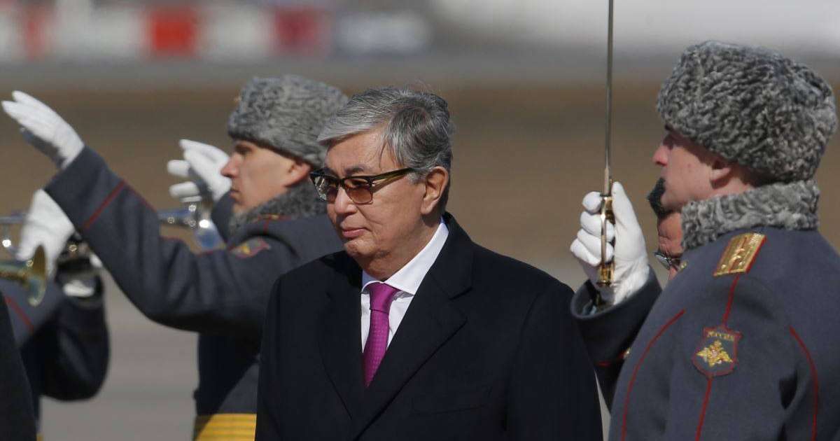 Тоқаев ресейлік басылымдарға сұхбат берді