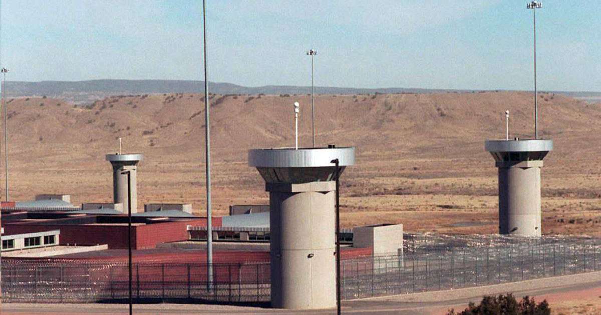 АҚШ-та 39 жыл жазықсыз түрмеде отырған азаматқа билік 21 миллион доллар төлейді