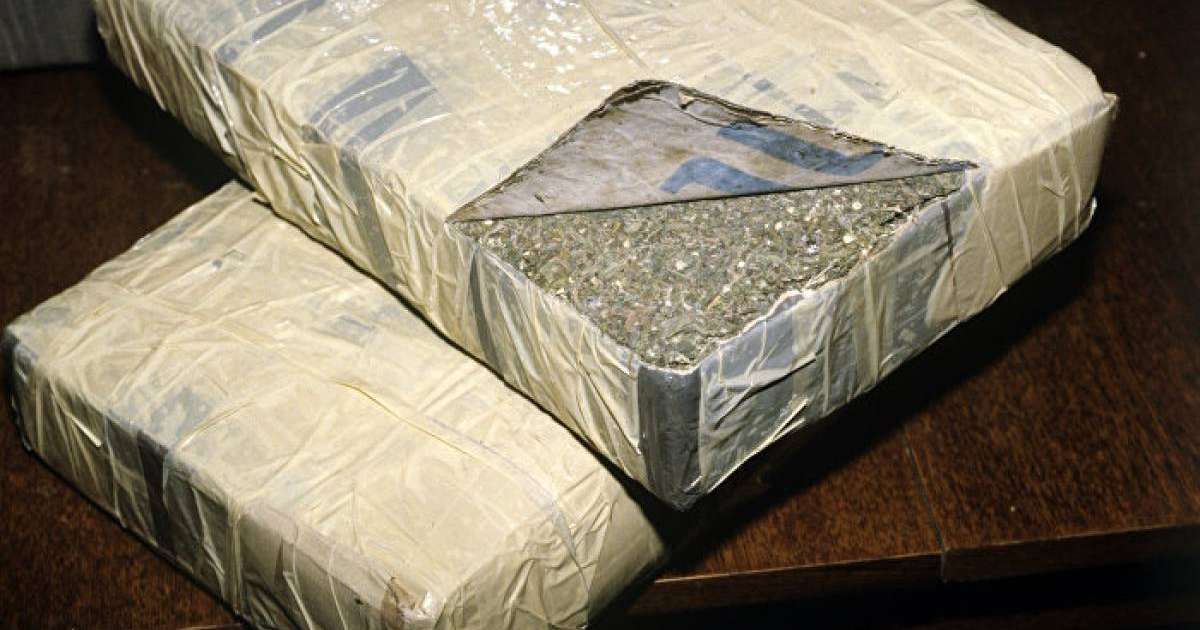 Білім министрлігі Шымкентте есірткі сатқан оқытушыға қатысты мәлімдеме жасады