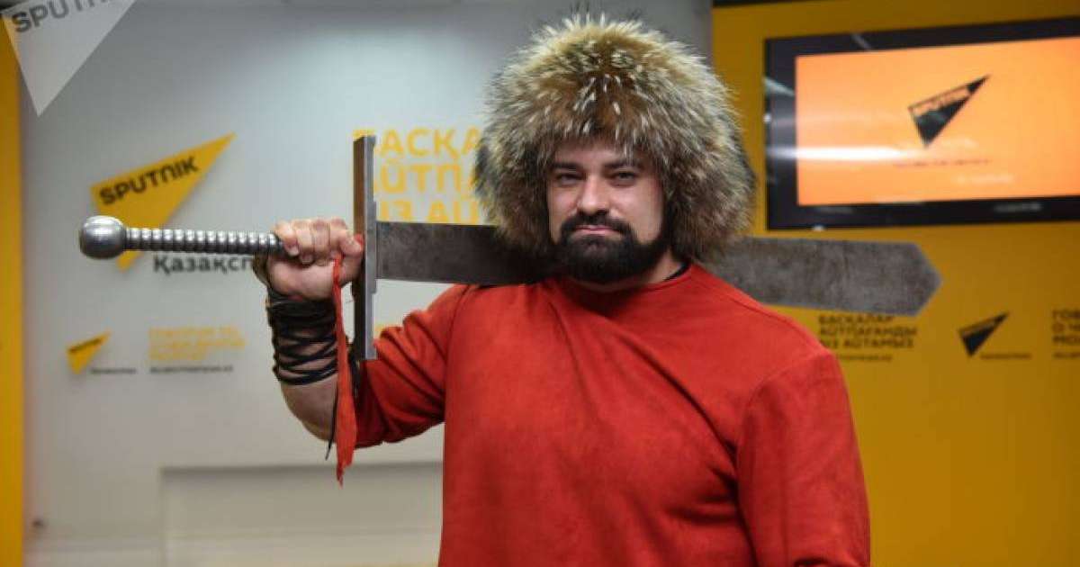 танымал балуан алып күшке ие болудың құпиясымен бөлісті