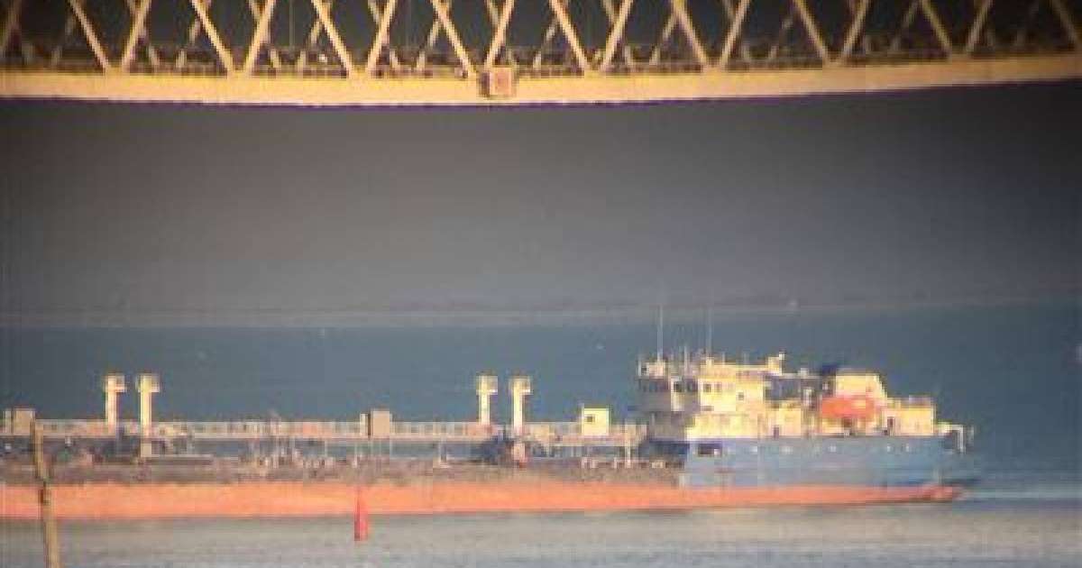 Ресей шекарашылары Украинаның әскери кемелерін атқылаған