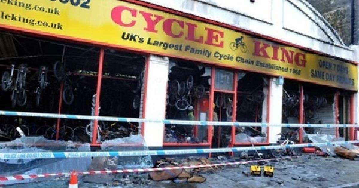 ​Тышқанды кремацияламақ болған қызметкерлер дүкенді өртеп жіберген