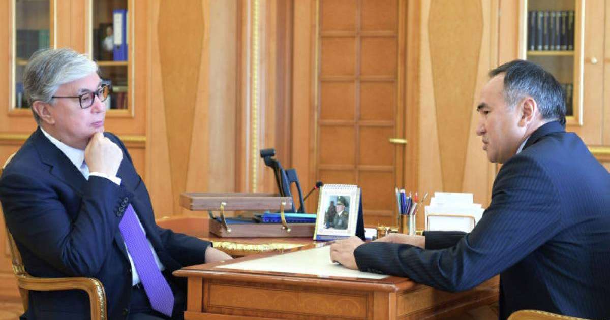 Қасым-Жомарт Тоқаев Жамбыл облысының әкімі Асқар Мырзахметовпен кездесті