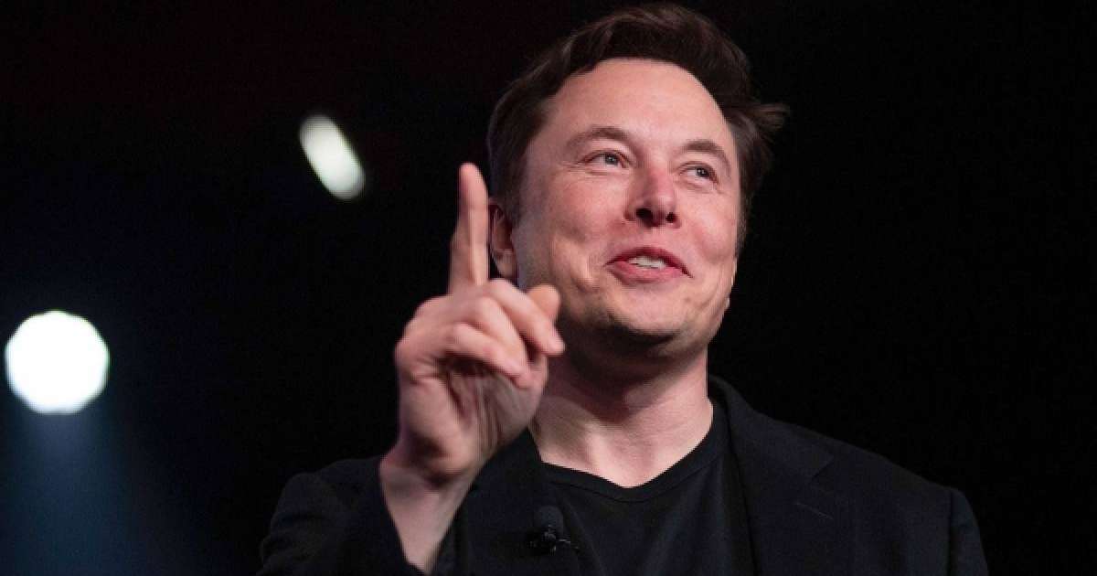 Илон Маск әлемдегі ең үлкен жалақы иесіне айналды