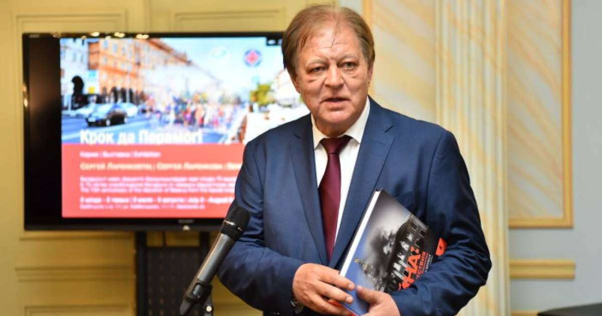 Ресейдің мәдениет орталығы директоры Абайдың өлеңін оқыды