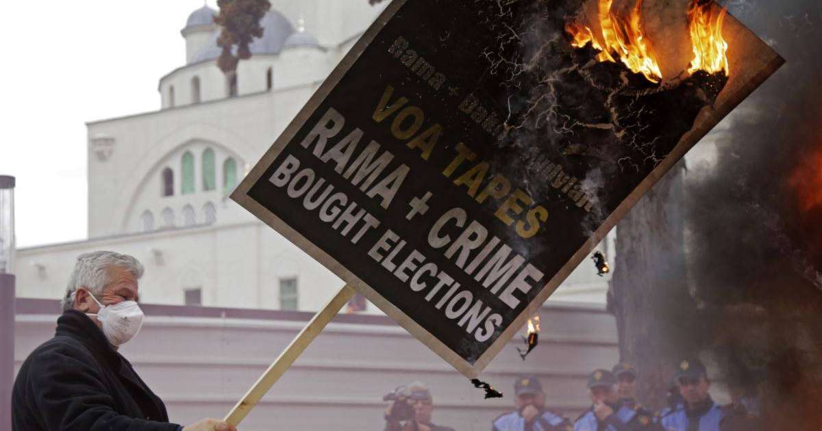 Тиранада үкіметке қарсы наразылық шаралары жалғасты