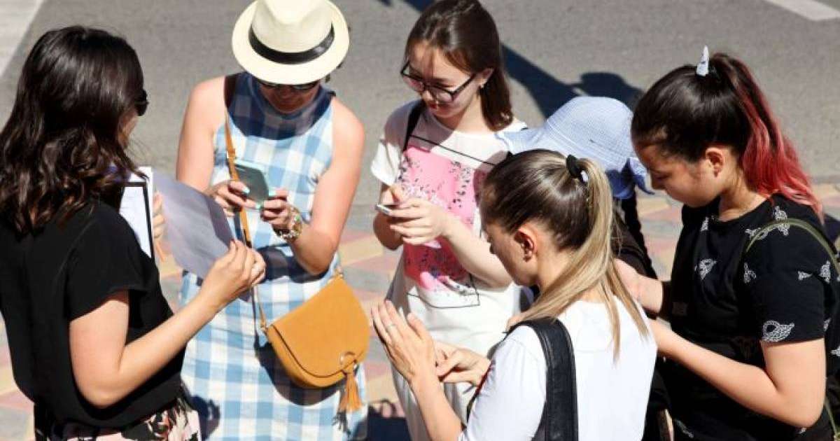 Нұр-Сұлтан оқушылары ата-аналарына ерекше сыйлық тарту етті