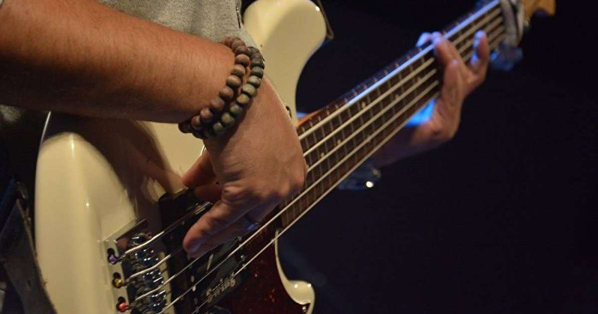 Түркияда рок тобын құрған имам жұмыстан шығарылды