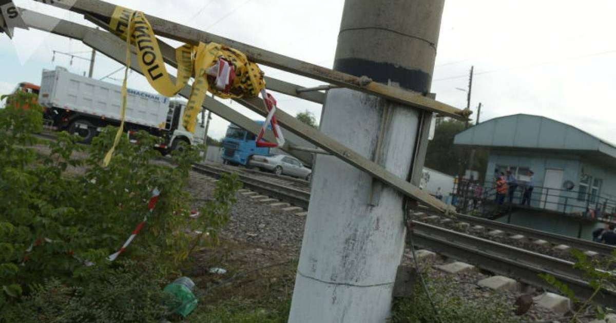 пойыз апатынан қаза болған жүргізушінің анасы