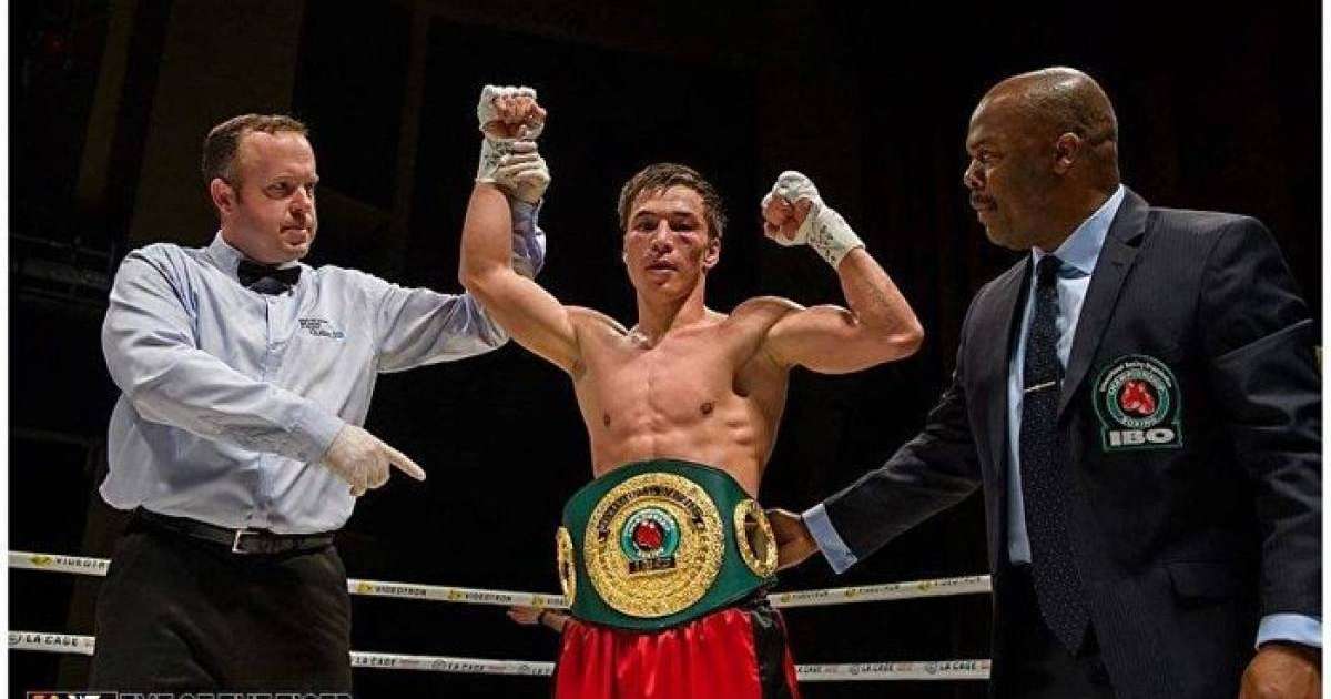 Батыр Жүкембаев мексикалықты бірінші раундта-ақ нокаутқа түсірді – видео