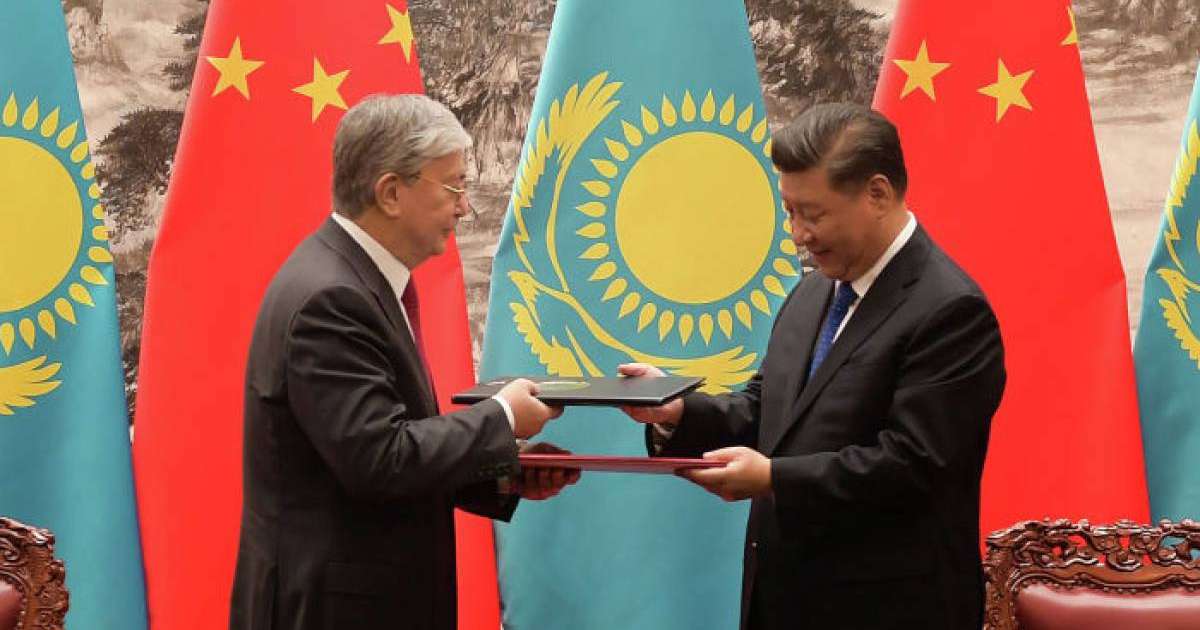 10 маңызды құжатқа қол қойылды