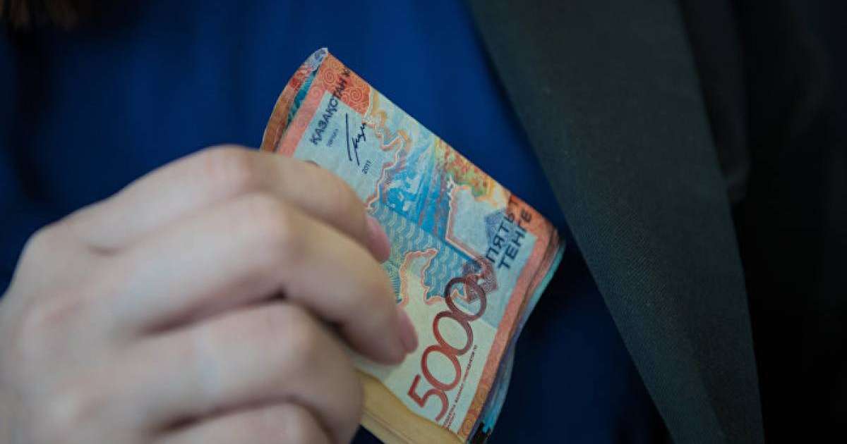 Қарағандыда университет ректоры пара берді деген күдікке ілінді