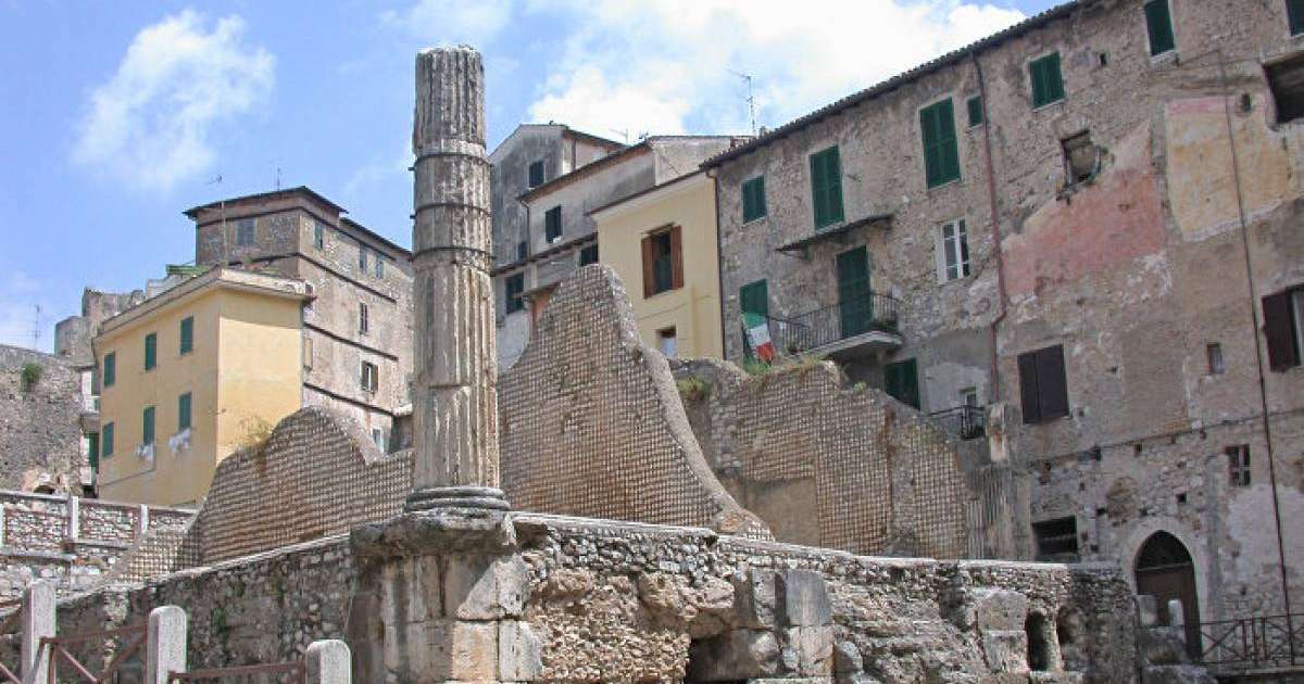 Италияда 427 теңгеге баспана сатып алуға болады