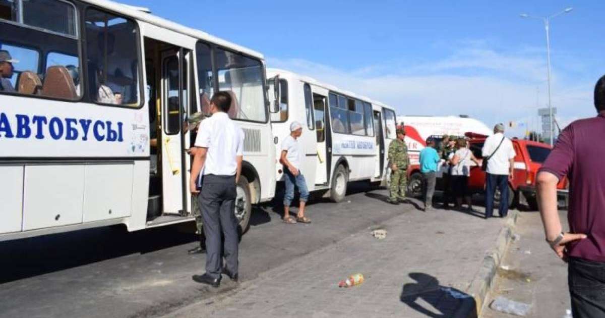 Арыс тұрғындары өз үйлеріне қайта бастады