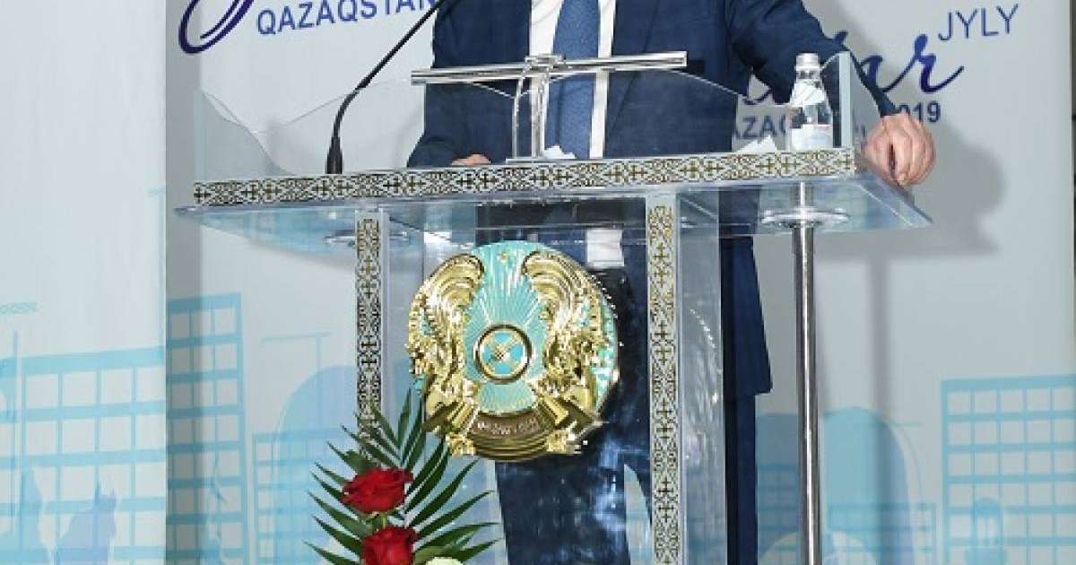 В Сырдарьинском районе открыта аллея государственных символов