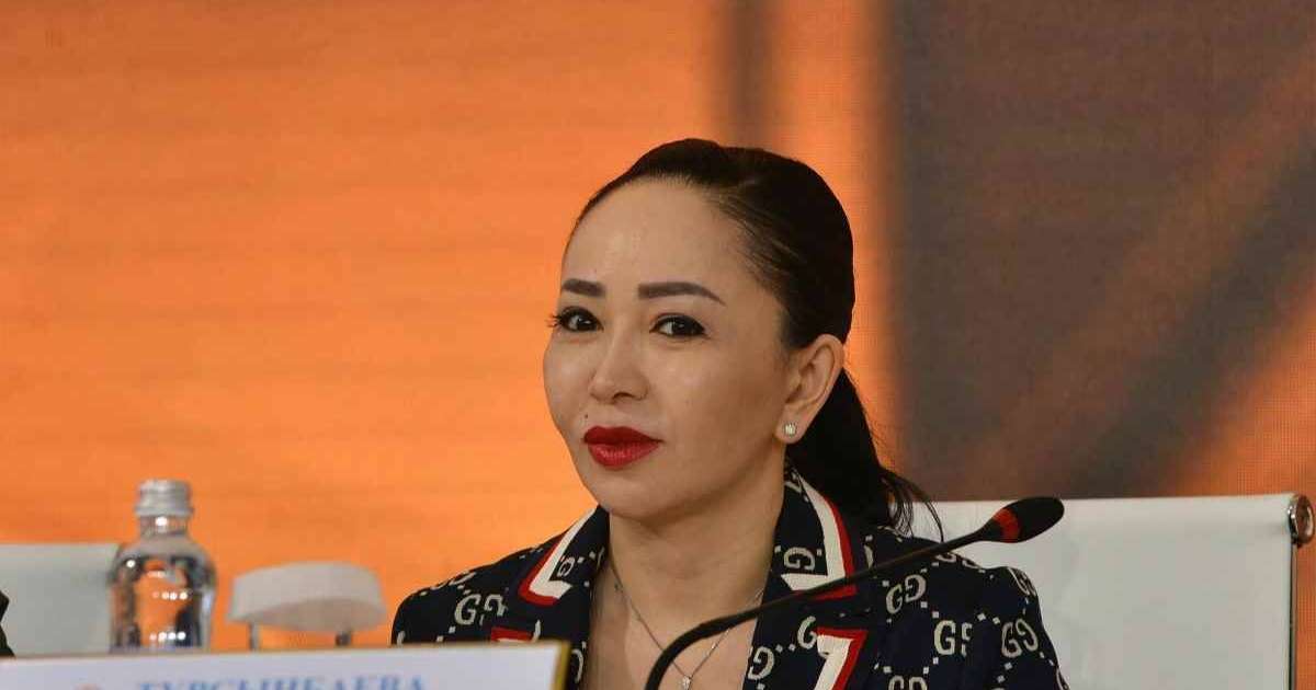 Айнұр Тұрсынбаева сатқан шұжықтардан жүн шықты: Айтыскер себебін түсіндірді (видео)