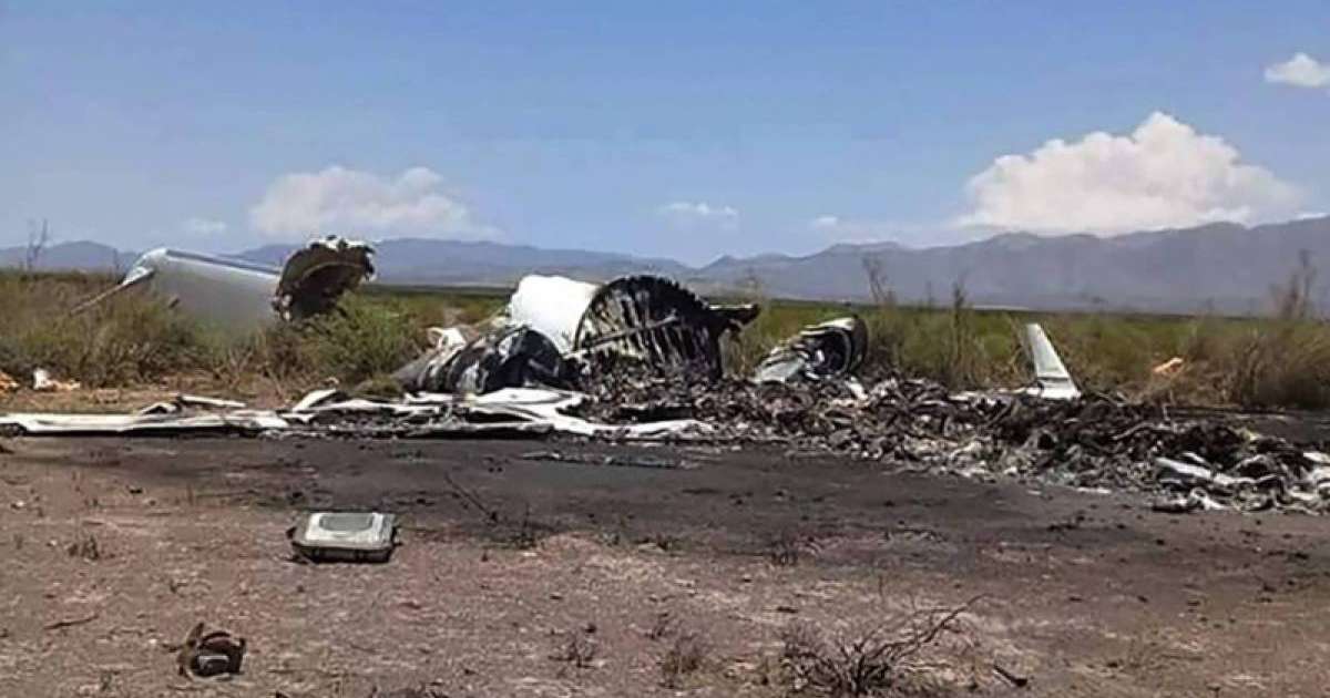 一架私人飞机在墨西哥坠毁机上13人全部遇难