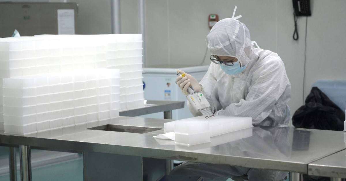 Қытайда коронавирустан көз жұмғандар саны 300-ден асты