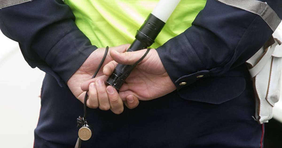 Полицейлер ала таяқты қай кезде қолдана алмайды – министрдің жауабы