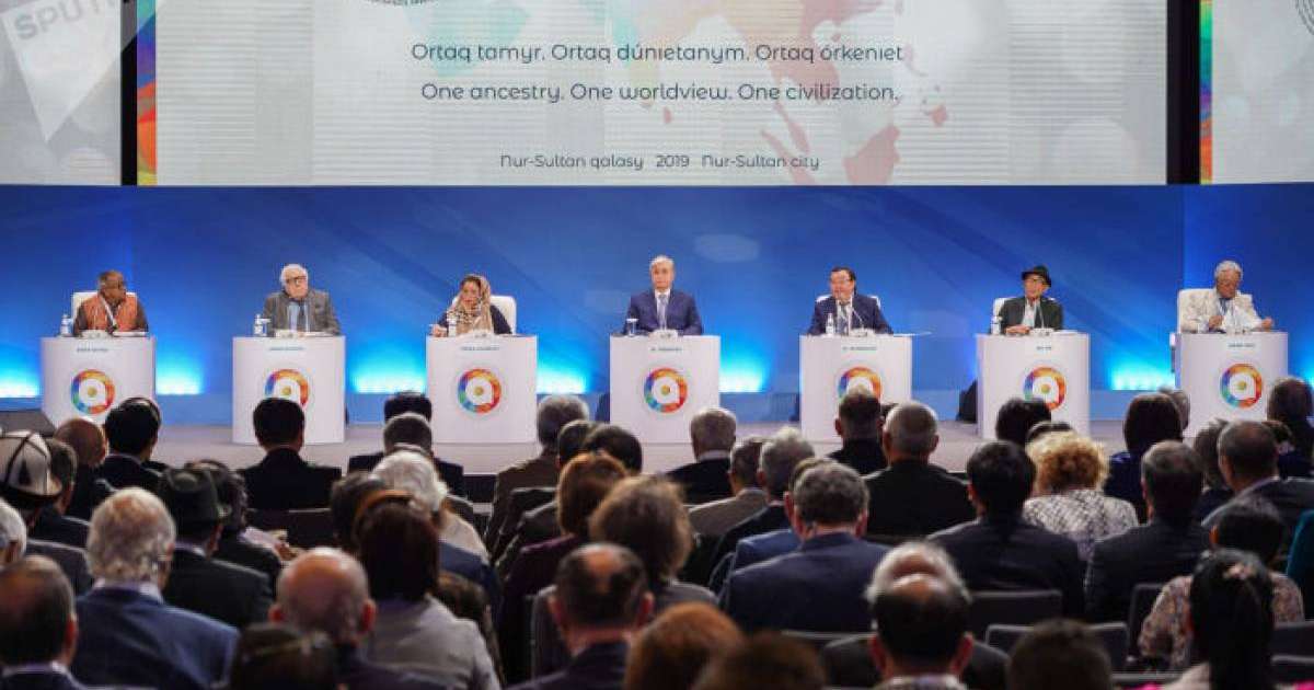 Тоқаев жазушылардың халықаралық сыйлығын тағайындауды ұсынды