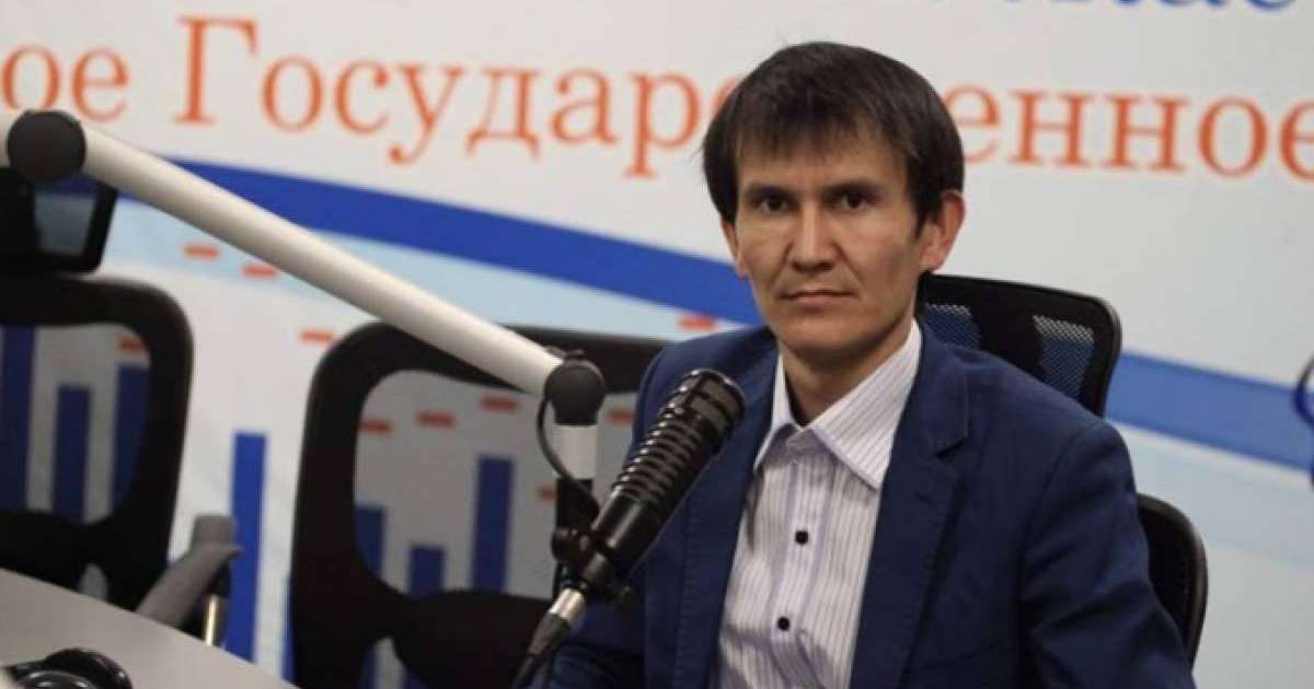 «Ата-аналар комитеті — ең бір сүйкімсіз орган» - Аятжан Ахметжан