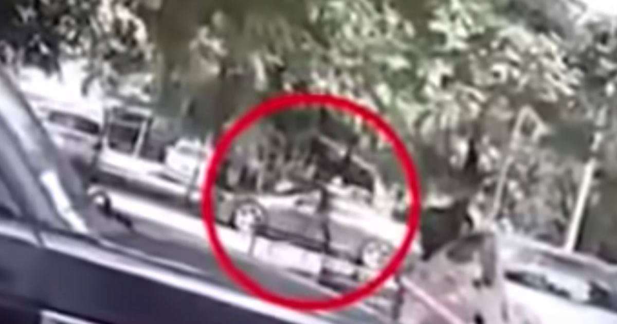 Алматы облысында көшенің қақ ортасында ер азаматты атып кетті