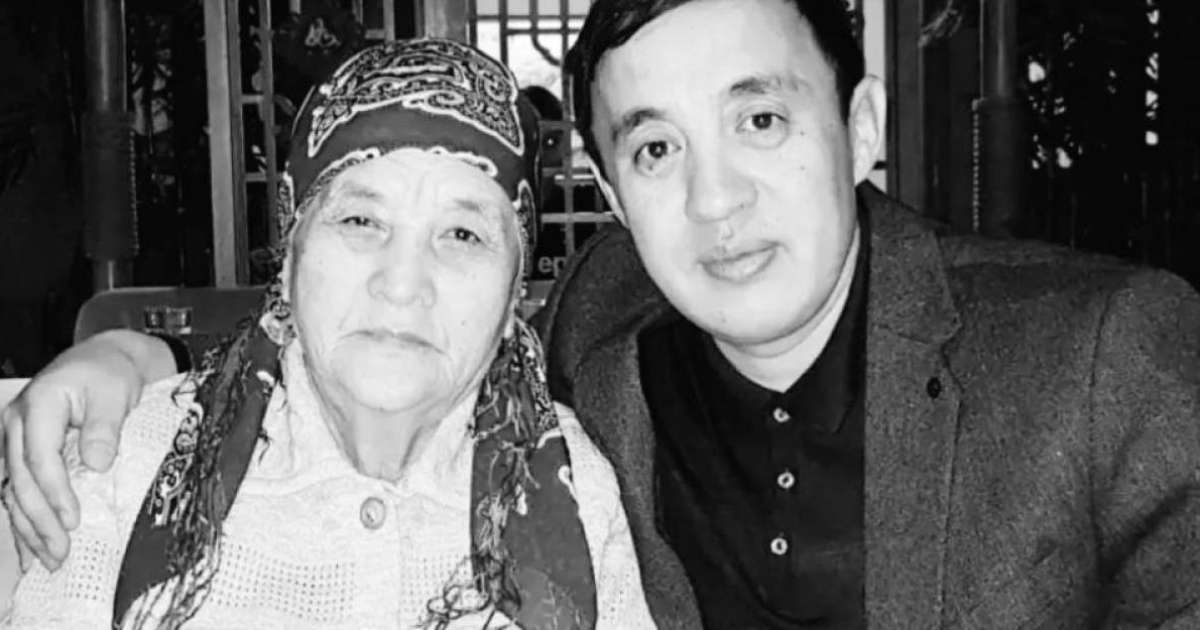 Айтыскер ақын Серікзат Дүйсенғазының анасы өмірден өтті