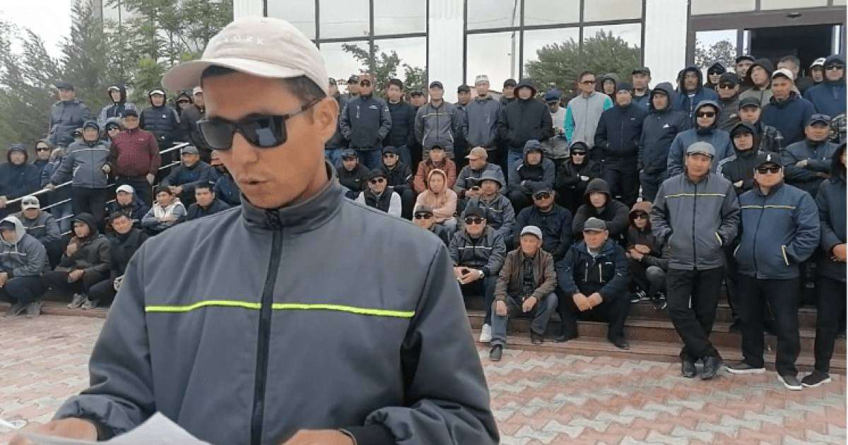 "Кінәлілер жазалануын талап етеміз": Жаңаөзен жұмыссыздары Тоқаевқа үндеу жолдады