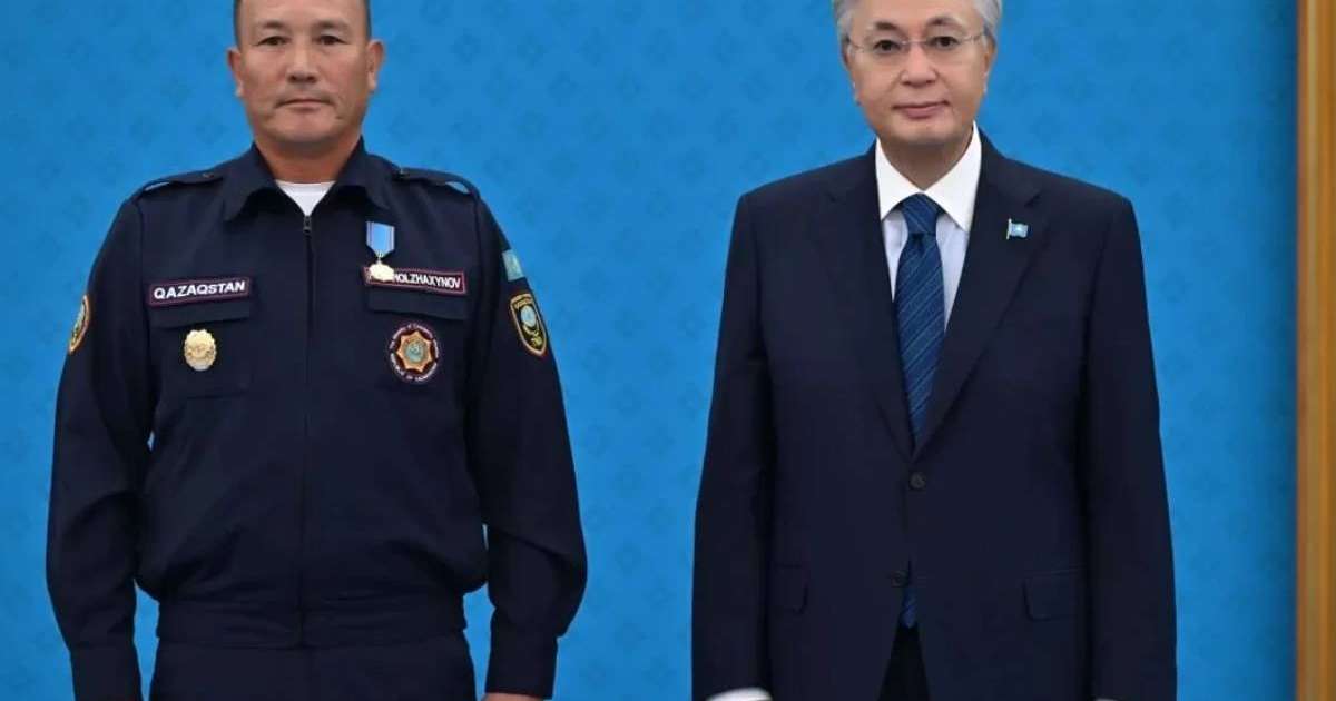 Президент бір топ құтқарушыны мемлекеттік наградалармен марапаттады    