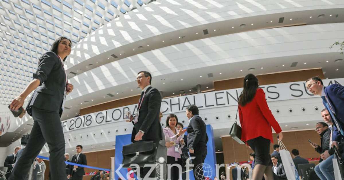 今年有哪些著名人物出席阿斯塔纳经济论坛