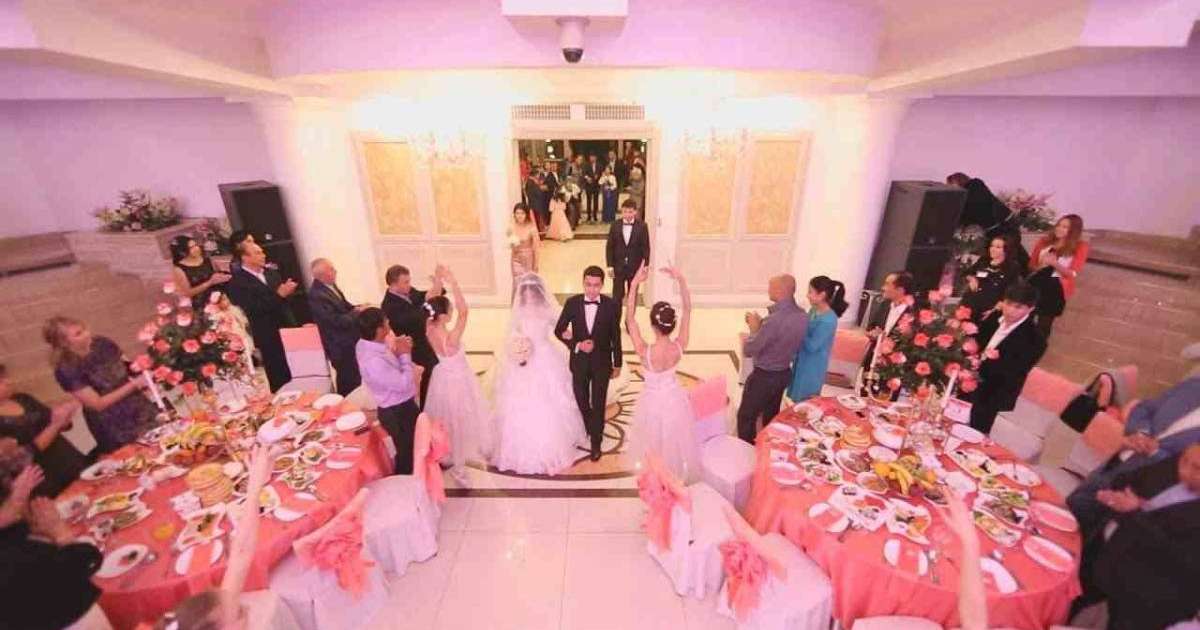 "Тойхана иелері мен әртістер халық есебінен күн көретін нағыз паразиттер": Әртістерді енді паразитке теңеушілер шықты - Қазақстан жаңалықтары