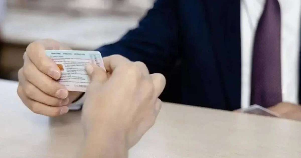 Прокуратура өзгеріс ұсынды: енді кейбір адамдар бірден жүргізуші куәлігінен айырылады