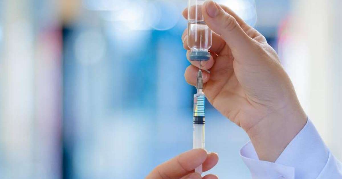 25 желтоқсаннан бастап Covid-19 вакцинациясы дәрігерлер мен педагогтарға егіледі