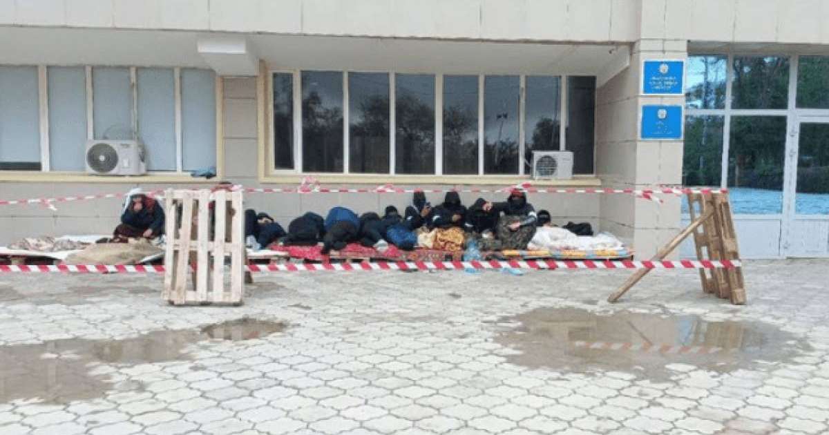 Жаңаөзенде аштық жариялаған тұрғындарға жұмыс орындары ұсынылды: жалақсы қандай?