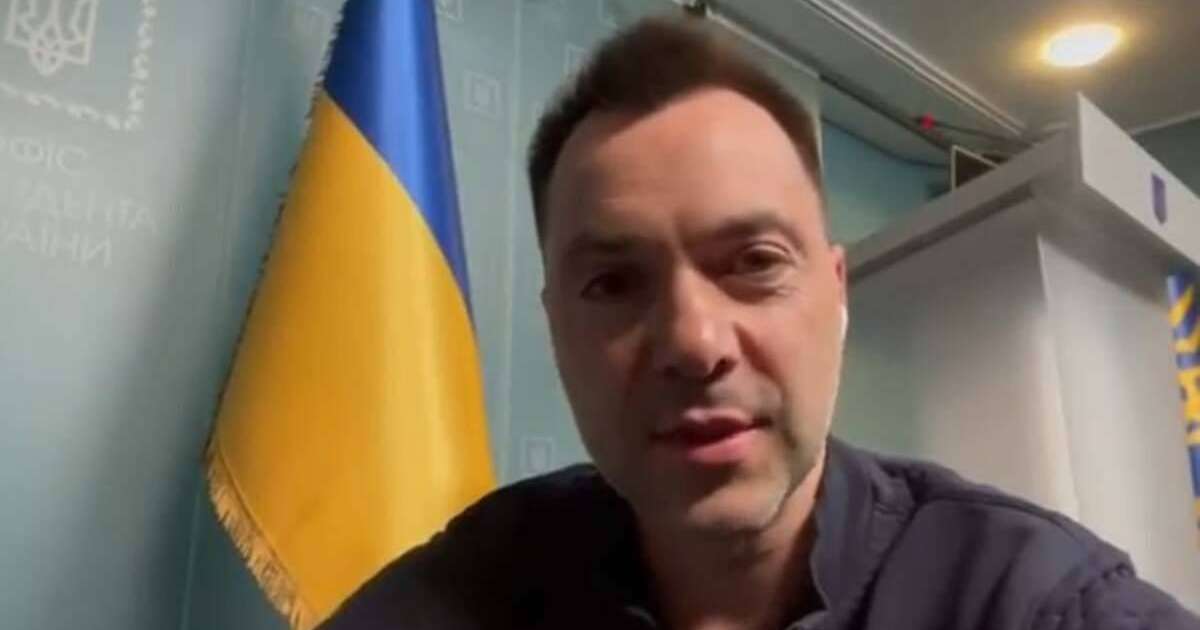 «Мұсылмандар мен қадыровшыларды шатастырмаңдар. Екеуі екі бөлек дүние» – Арестович (видео)