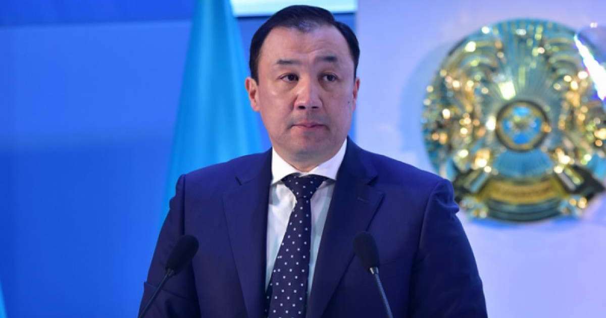 Нұрлан Сауранбаев: "Елбасы бізге пример көрсетті, всех мероприятиях должны вестись на двух языках" (видео)