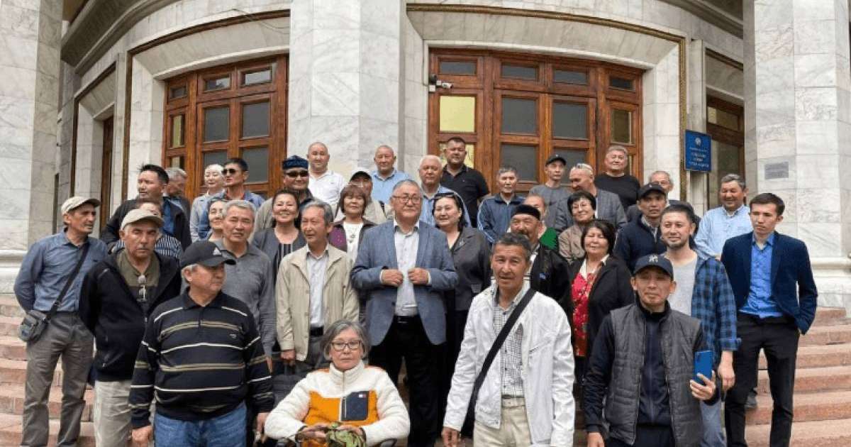 Қытаймен визасыз режим керек емес: «Халық парламенті» тағы кеңесті