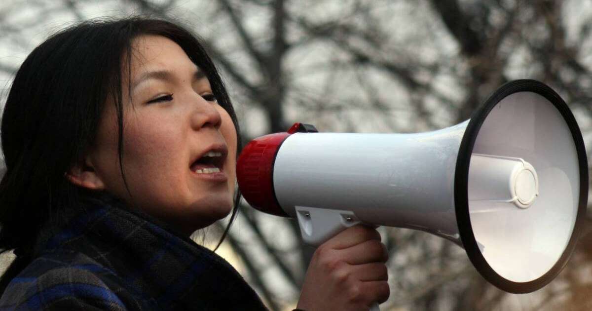 Инга Иманбай: Байбекпен емес, назарбаевтық жүйемен шайқасатын сотқа барамыз!