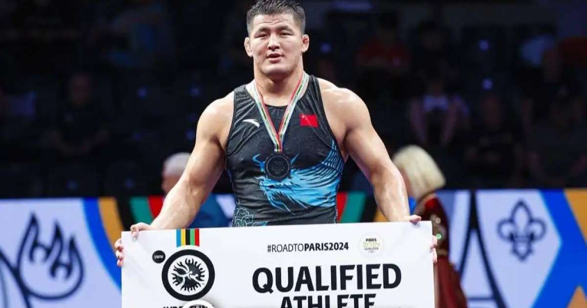 Қытайлық қазақ балуан Олимпиада чемпионынан ұтылып қалды