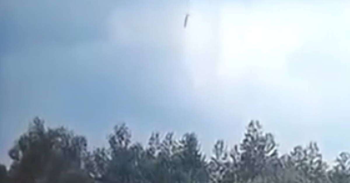 Қытайда жолаушылар ұшағы құлаған сәттің видеосы тарап кетті