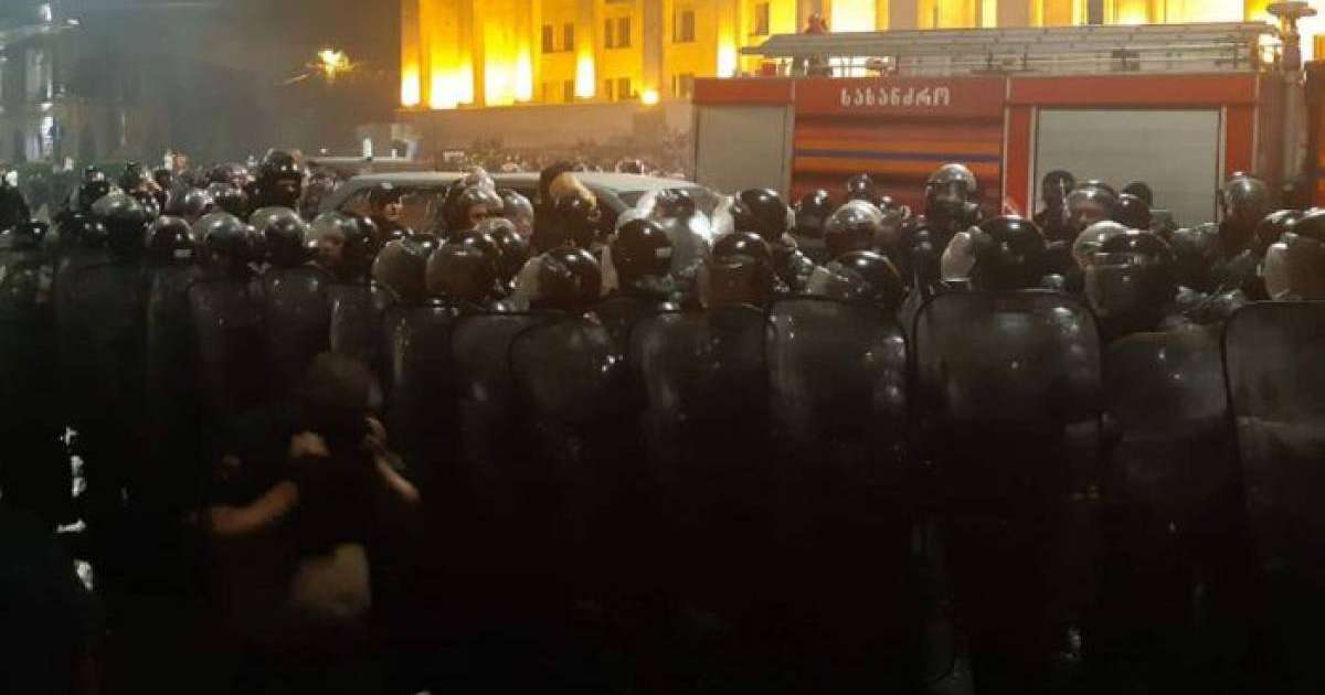 Тбилисидегі митингілер - видео