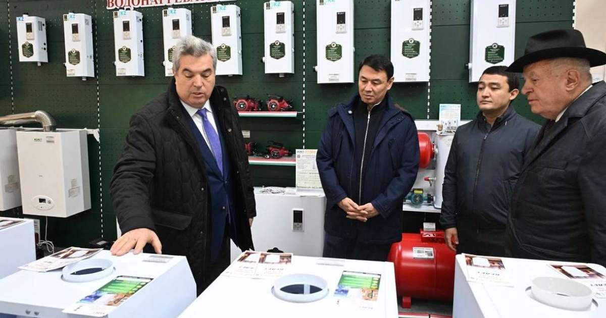 Алматы әкімі Жетісу және Түрксіб ауданындағы өнеркәсіптік нысандарды аралады