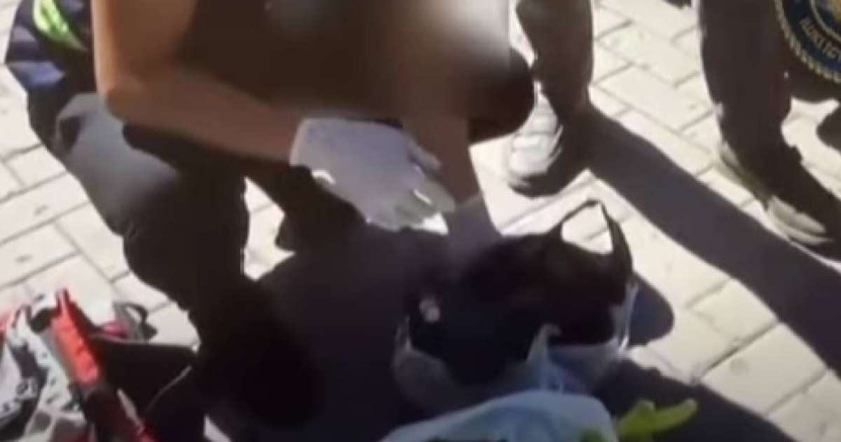 Қарағандының вокзалына келген 75 жастағы қариядан дорба-дорба есірткі табылды (ВИДЕО)