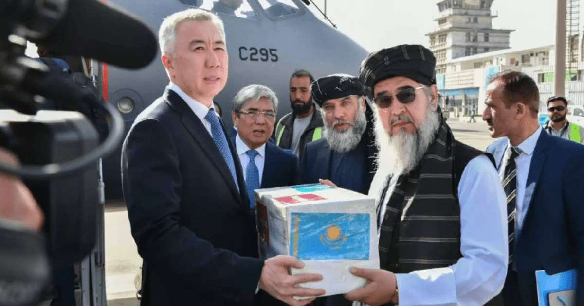 Серік Жұманғарин бастаған делегация Ауғанстанға гуманитарлық жүк тапсырды