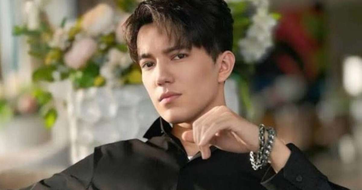 Димаш Құдайберген АҚШ-та концерт өткізу үшін Нью-Йоркке барды