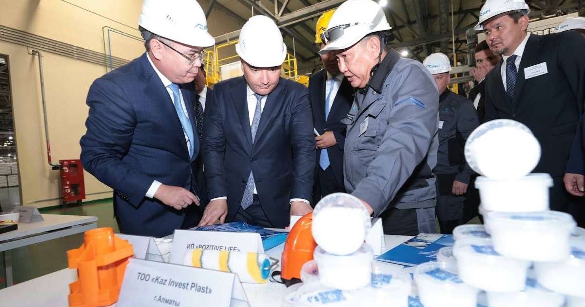 Олжас Бектенов Президенттің Атырау облысындағы мұнай, газ химиясын және өнеркәсіпті дамыту жөніндегі тапсырмаларының орындалуын тексерді